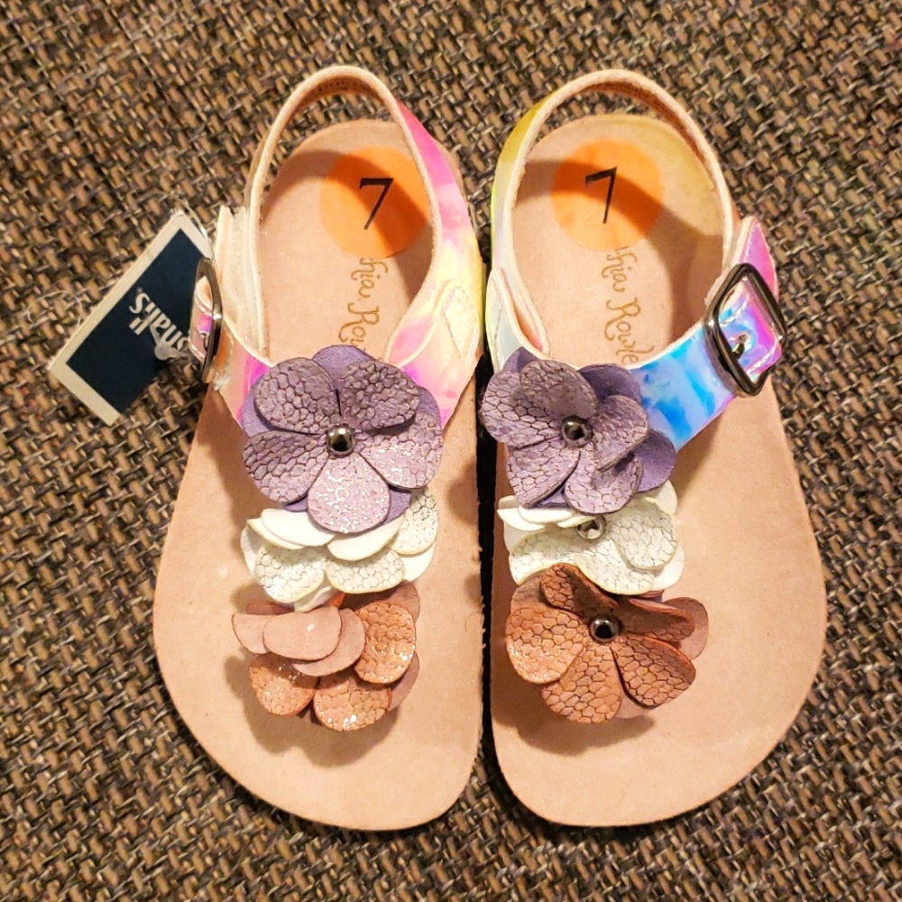 Toddler size 7 sandals with floral detail by Cynthia Rowley